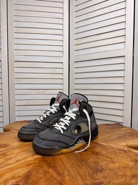 Off-White x Air Jordan Style High-Top Sneakers in Black, Gray and Red